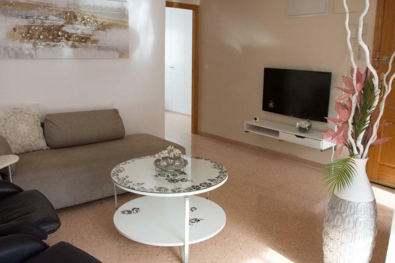 Lovely Penhouse In Alicante With Parking Exterior foto